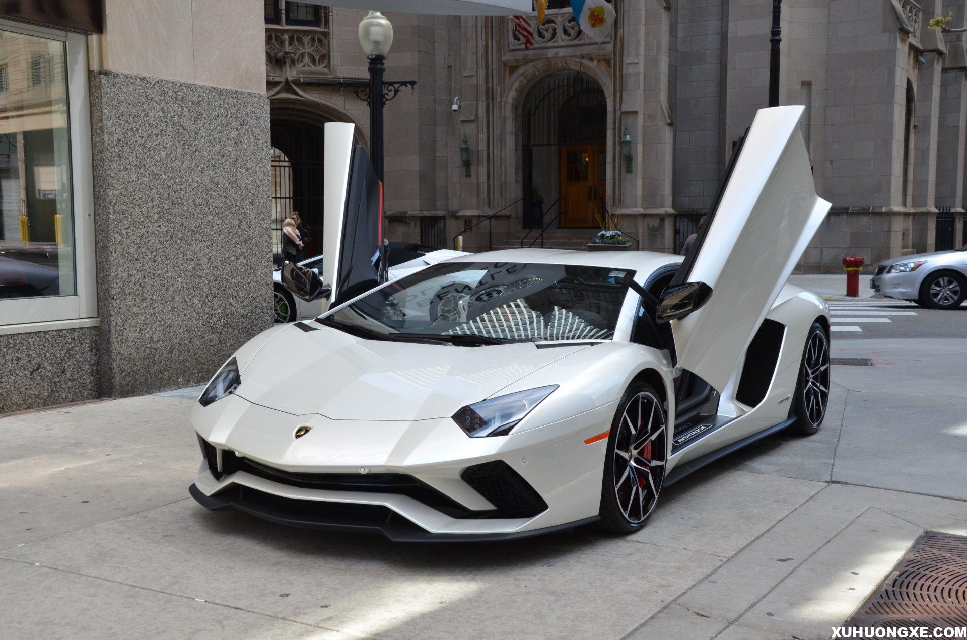 Aventador LP 740-4 S