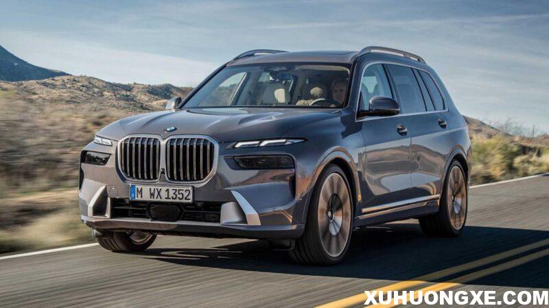 BMW X7 2023 có 2 tùy chọn động cơ.