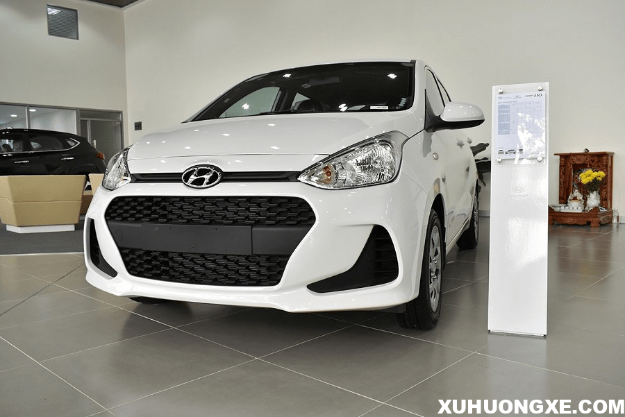 danh-gia-xe-hyundai-i10-hatchback-2021-muaxegiatot-vn-1