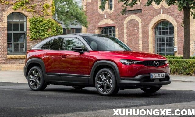 Mazda MX-30 2022 có lưới tản nhiệt nhỏ.