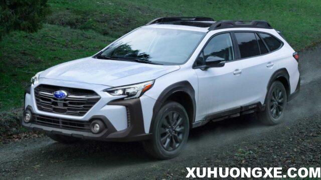 Subaru Outback 2023 có lưới tản nhiệt ấn tượng hơn.