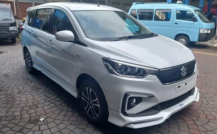 Gia xe Suzuki Ertiga Hybrid 2022 2023 Muaxegiatot vn