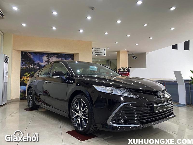 gia xe toyota camry 25q 2022 giaxehoi vn