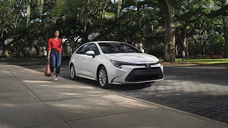 Toyota Corolla 2023 có 2 tùy chọn động cơ.