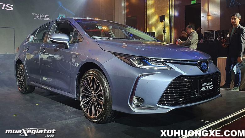 gia-xe-toyota-corolla-altis-2021-muaxegiatot-vn