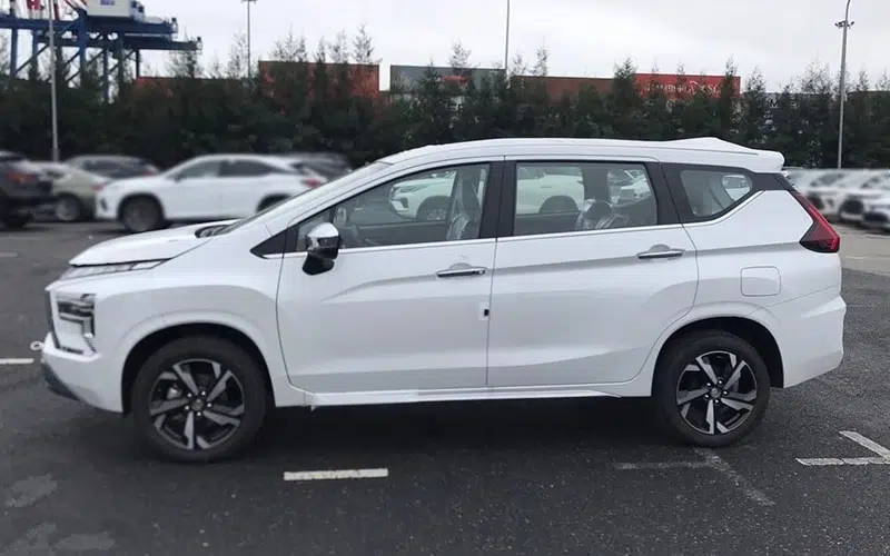 hong xe mitsubishi xpander 2022 2023 muaxegiatot vn 5