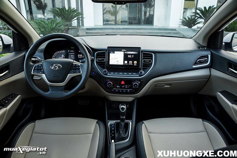 khoang-lai-xe-hyundai-accent-2021-muaxegiatot-vn-6