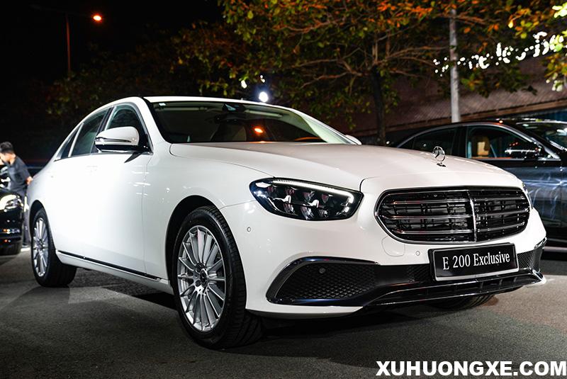 Mercedes Benz E Class Top 10 sedan hạng sang cỡ trung tốt nhất năm 2021