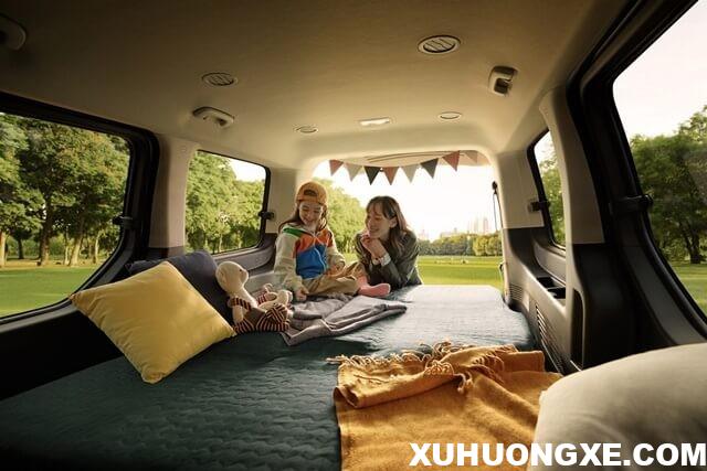 Muaxegiatot vn Hyundai Staria khong gian cabin